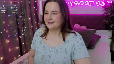 Kate online show from March 28, 8:27 am