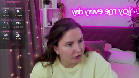 Kate online show from June 13, 7:41 am