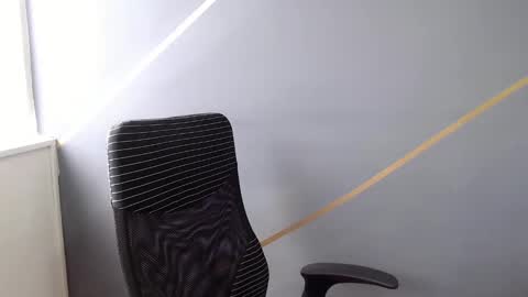 KATY online show from December 9, 2:39 pm