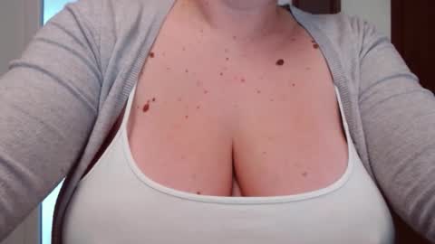 Katy online show from November 9, 6:06 am