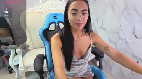 Snapshot of katyrider_a chatting on October 9, 3:06 pm katyrider_a online show from October 9, 3:06 pm