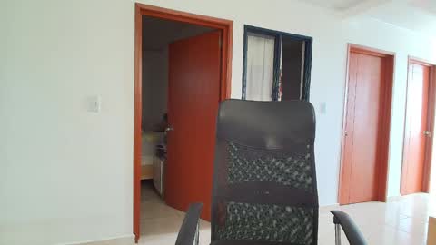 Kauri Lop online show from December 8, 2:19 pm