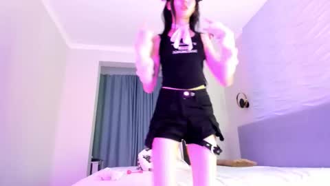 Snapshot of kawai_mai chatting on October 22, 1:35 pm kawai_mai online show from October 22, 1:35 pm