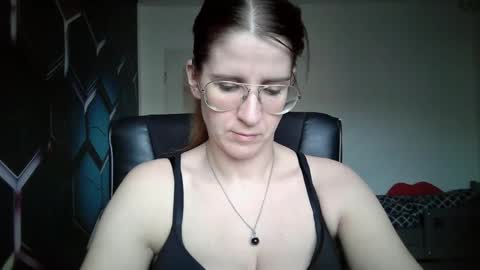 Snapshot of kayalips chatting on September 28, 2:15 pm KayaLips online show from September 28, 2:15 pm