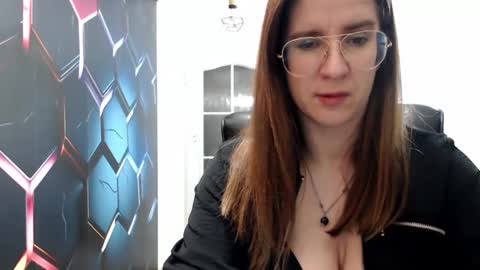 Snapshot of kayalips chatting on December 29, 12:52 am KayaLips online show from December 29, 12:52 am