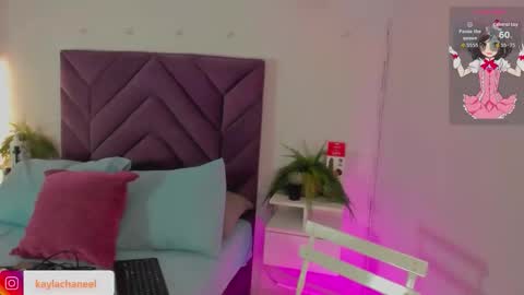 kaylachannell online show from March 18, 3:45 am