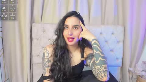 kaylee_lee online show from October 13, 4:25 am