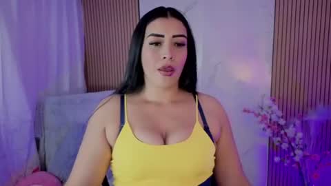 Kaylee online show from June 13, 7:02 pm