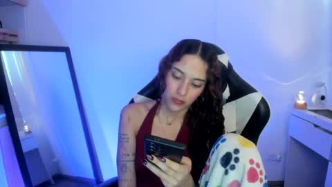 kaylie online show from June 19, 8:37 pm