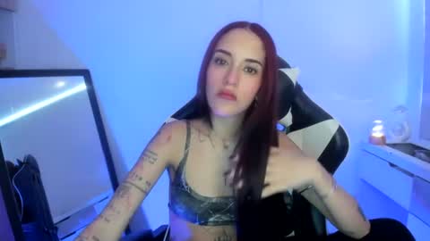 kaylie online show from July 5, 8:38 pm