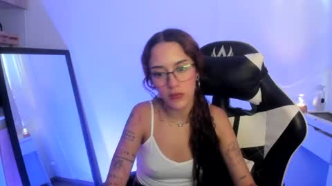 kaylie online show from June 20, 8:48 pm