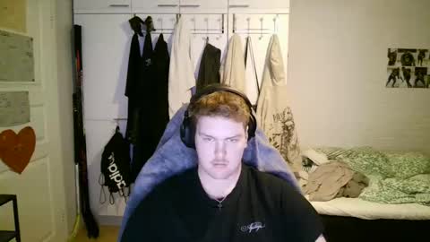 Aatu online show from April 1, 8:59 am