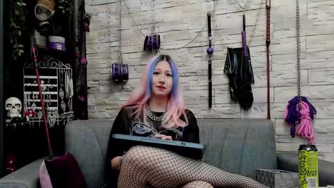 Miss Kazia online show from November 12, 5:48 pm