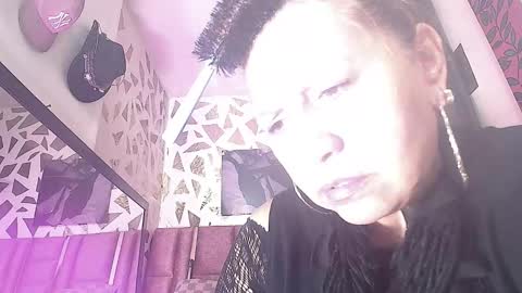 Snapshot of kazsandrah chatting on October 1, 5:17 am KAZSANDRAH online show from October 1, 5:17 am