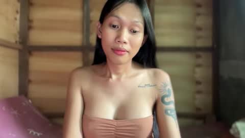 Its me Cora online show from April 16, 5:51 am