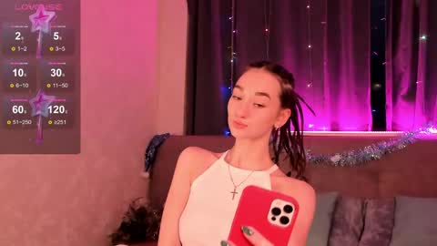 Kelly GMT 2 Su We Th Fr Sa   0300AM-09-00AM   online show from December 29, 2:38 am