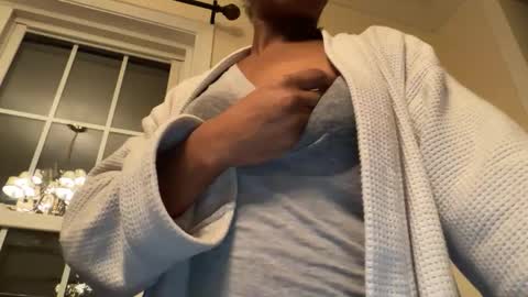 Keephimcum69me online show from December 18, 5:47 am