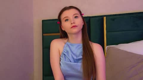 Keira online show from January 19, 6:23 am