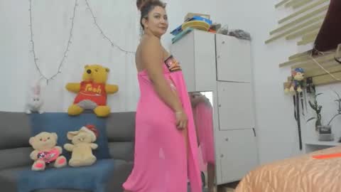 keira online show from February 14, 6:54 pm