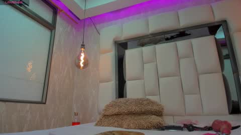 keisha_blur_ online show from January 8, 3:17 pm