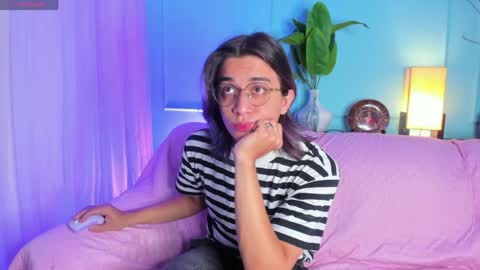 Keita moon online show from April 21, 11:28 am