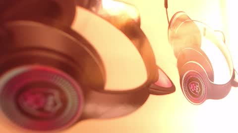 keitt online show from November 26, 2:31 am