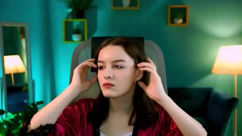 KellieBanshe online show from March 22, 4:05 am