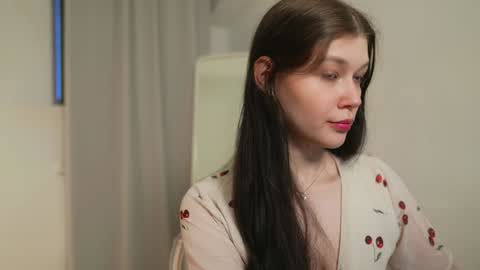  KELLY  online show from February 6, 2:15 pm