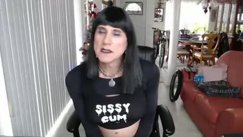 kellyanne Lynn but please call me fucktoy online show from December 13, 8:04 pm