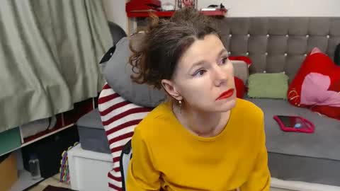 kelly online show from February 7, 7:50 pm