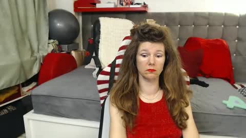 kelly online show from May 9, 12:16 am