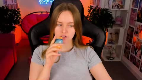 kelly online show from February 22, 8:50 am