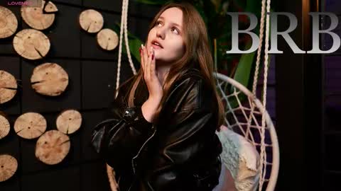 kelly online show from December 14, 10:32 am