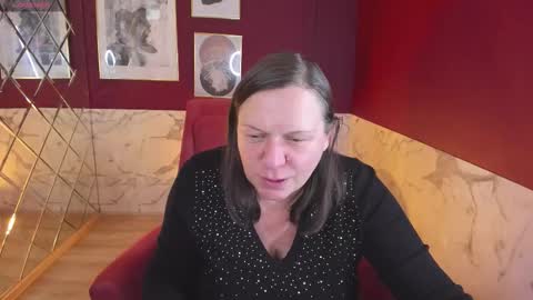 Kelly online show from December 4, 1:11 pm