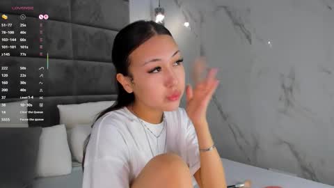 kellyy_bern online show from September 14, 1:30 am