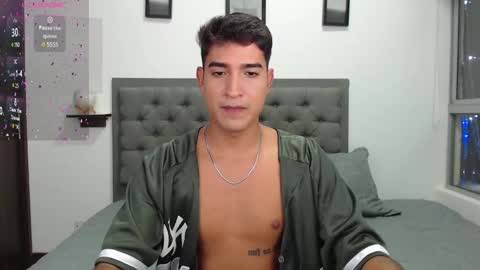 Snapshot of ken_blaker chatting on December 3, 1:03 am ken_blaker online show from December 3, 1:03 am