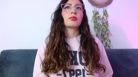 Valery online show from February 4, 11:30 pm