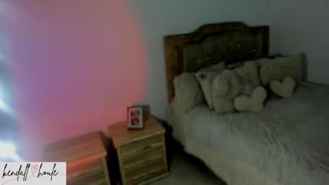 KendallHoule online show from February 10, 12:08 am