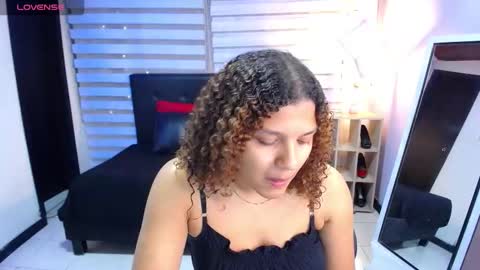 kendall_rossii_ online show from October 28, 3:07 am