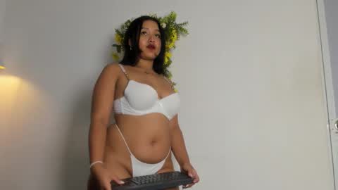 kendall_x0 online show from February 25, 5:11 am