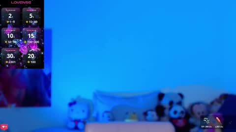 kendallgil online show from October 31, 4:46 am