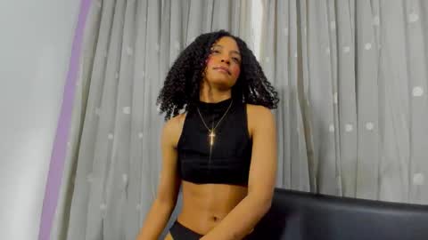 kendallwings online show from November 1, 7:13 pm