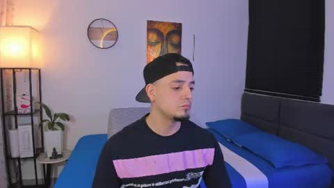kendel_dimitri online show from June 12, 6:45 am