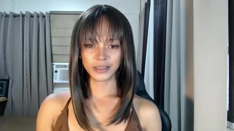 kendra_lunaxx online show from March 5, 9:07 am