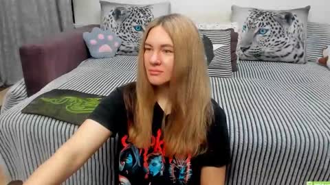 Kendra online show from December 14, 12:17 am