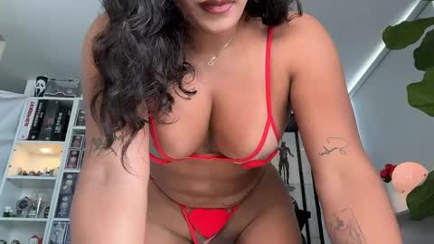 Hi Im kendra- onlyfans. isab2896 online show from April 20, 6:11 pm