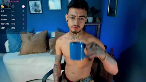 keneth_collins online show from June 7, 1:16 pm
