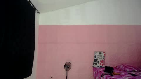 kenia_nihiara online show from June 13, 8:25 am