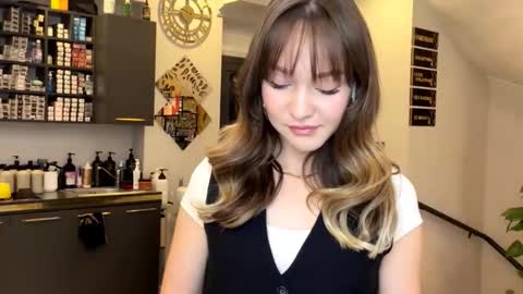 Elena online show from December 16, 6:47 pm