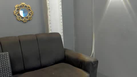 KENIX online show from October 23, 7:59 pm